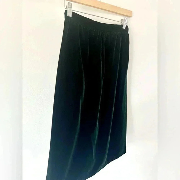 Gunne Sax by Jessica McClintock 80s Emerald Green Velvet Pencil Skirt Size Small - Picture 2 of 8